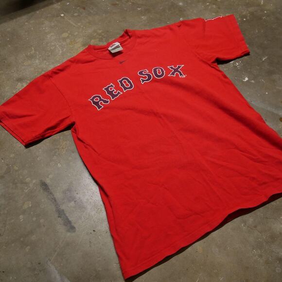 Vintage 2000s Nike Boston Redsox Tee - Picture 2 of 7
